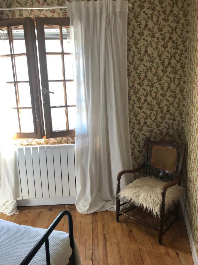 Jasmin 1 Jeanne D Albret Apartment Navarrenx ภายนอก รูปภาพ