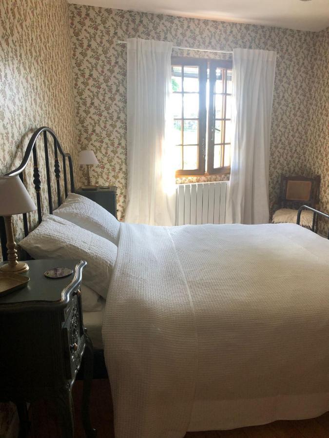 Jasmin 1 Jeanne D Albret Apartment Navarrenx ภายนอก รูปภาพ